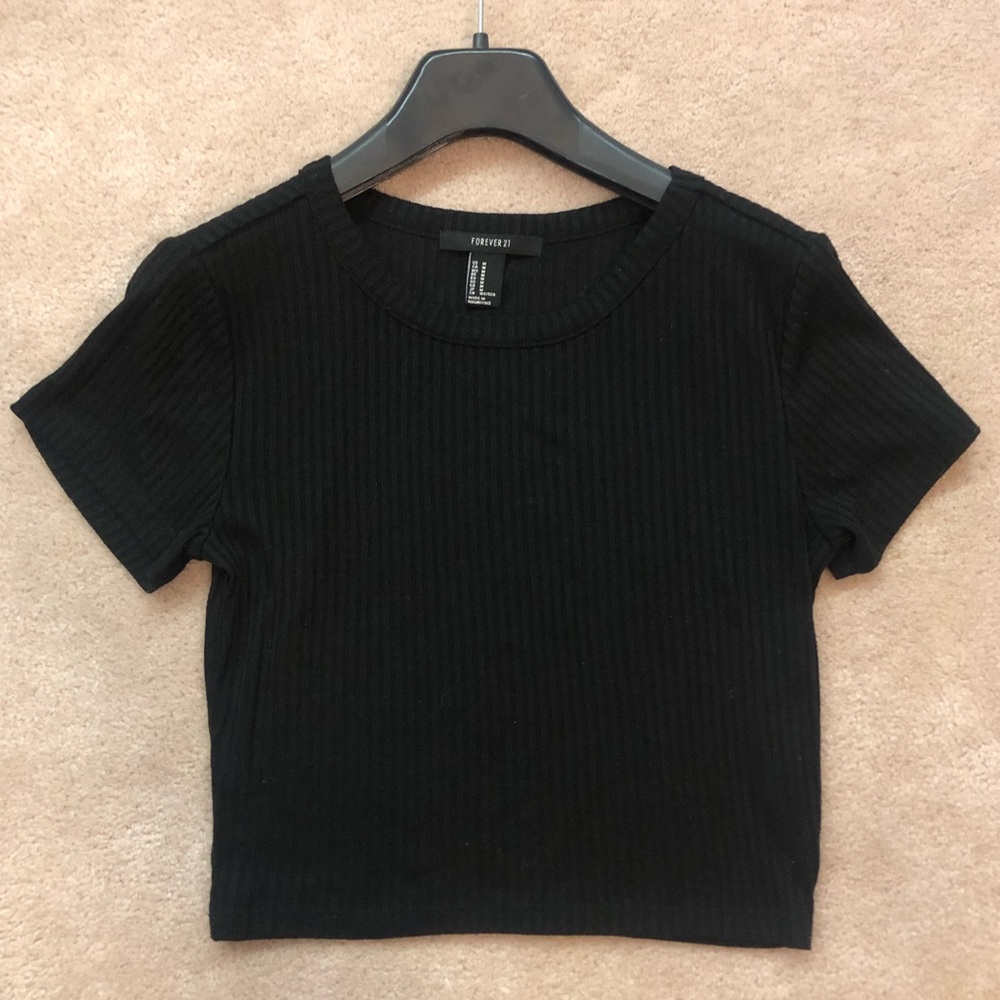 Forever21 Cropped Ribbed Tee - Picture 1 of 4